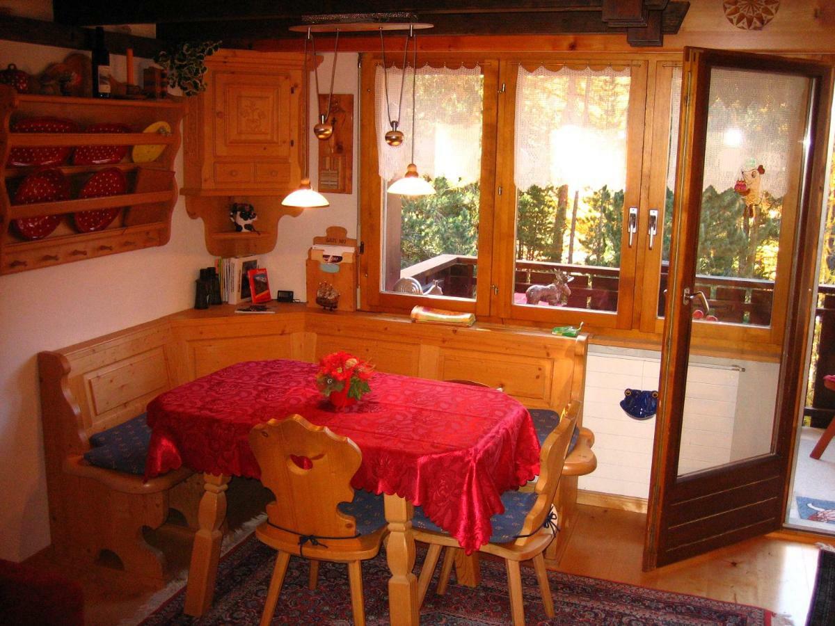 Haus Gentiana A Apartment Grachen Exterior photo
